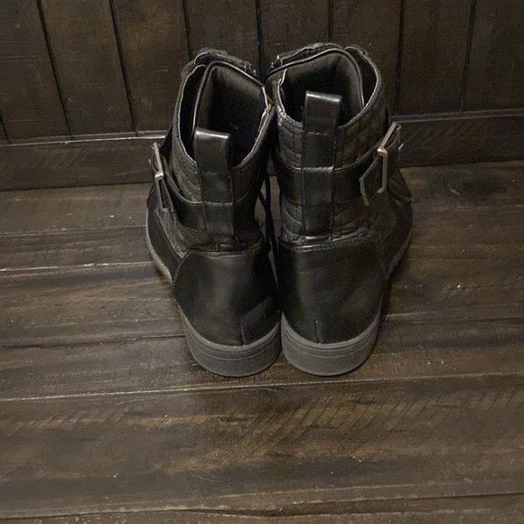 Womens boots - Picture 4 of 5